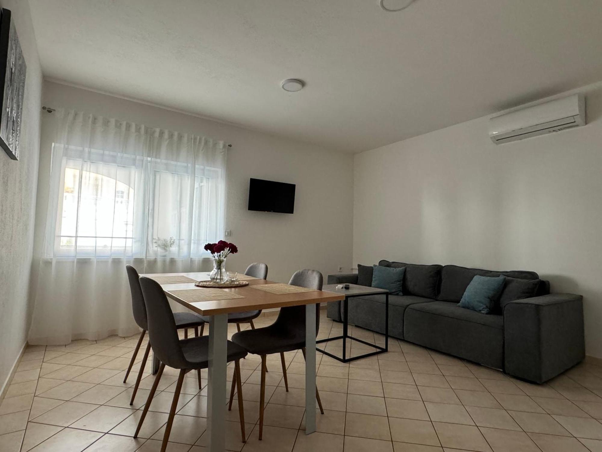 Apartmani Ivano Vir Exterior photo