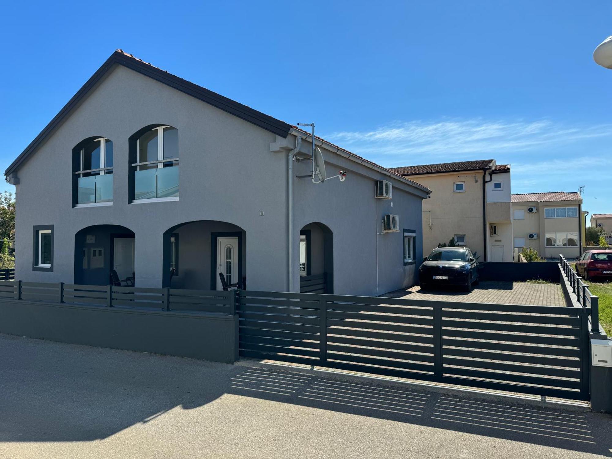 Apartmani Ivano Vir Exterior photo
